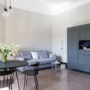 Garibaldi Suites Roma